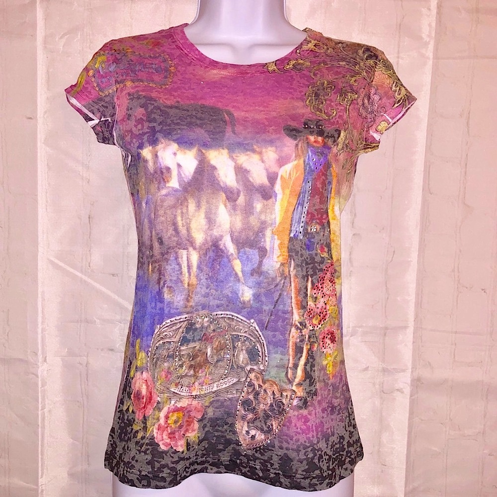 5/$20  Women’s Graphic T- Shirt LILLY OF THE VALLEY Cowgirl Shirt